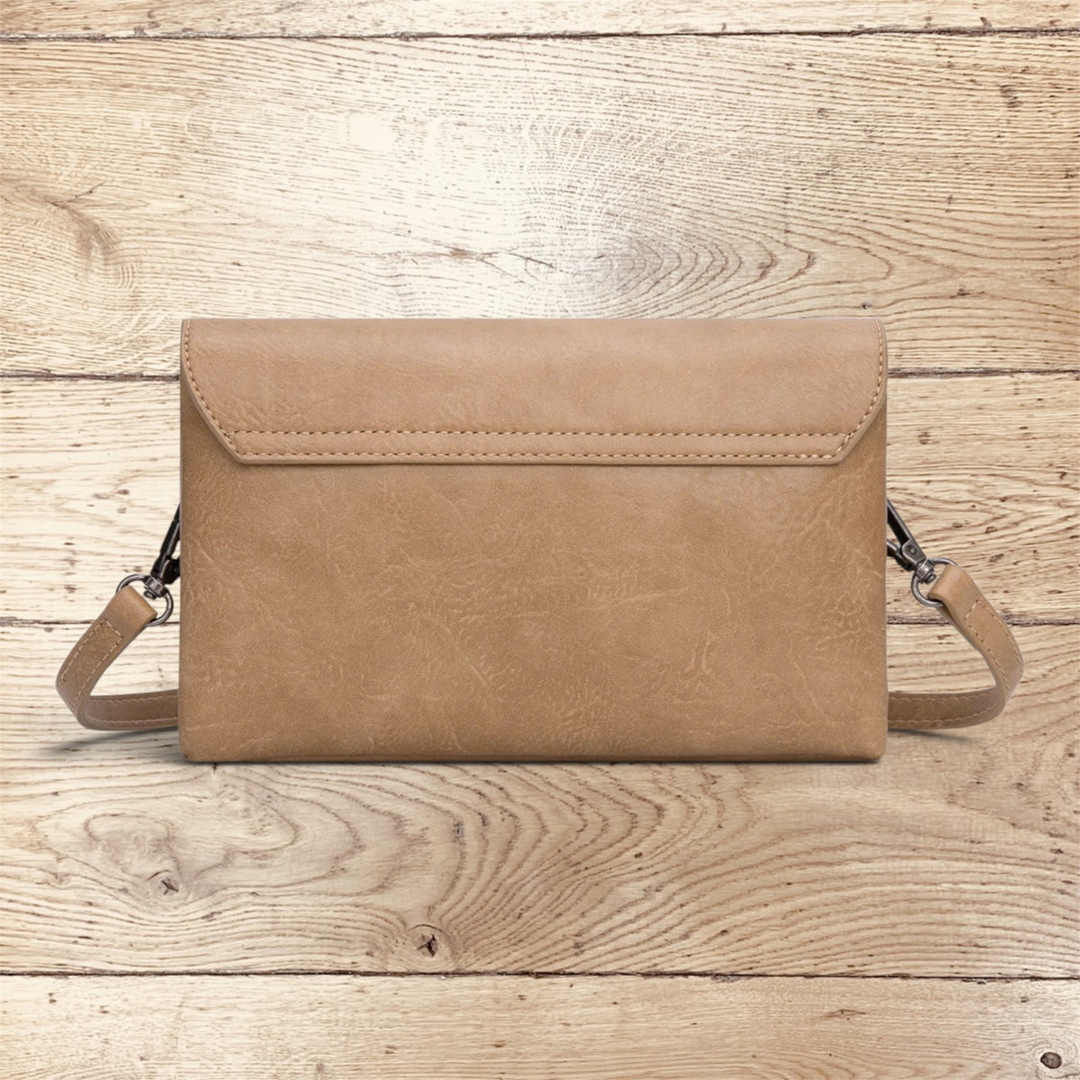 Wrangler Vintage-Inspired Crossbody Bag - Khaki