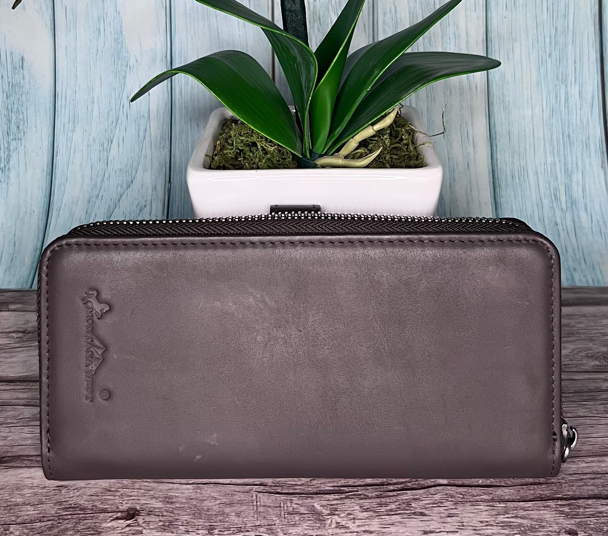 Montana West Genuine Leather Bi-Fold RFID Protected Wallet